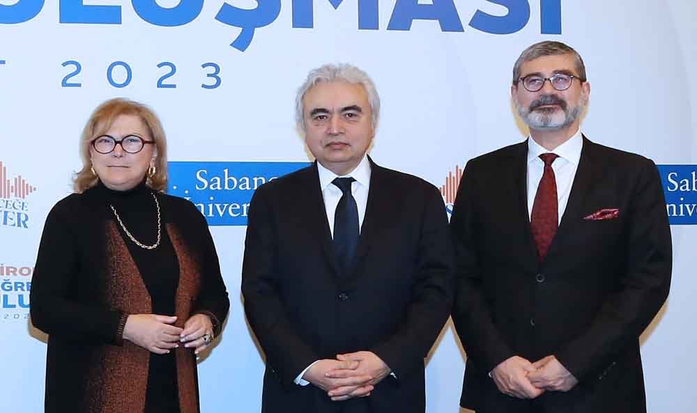 Dr. Fatih Birol The World Is Entering The Era Of Clean Energy In Production (1)