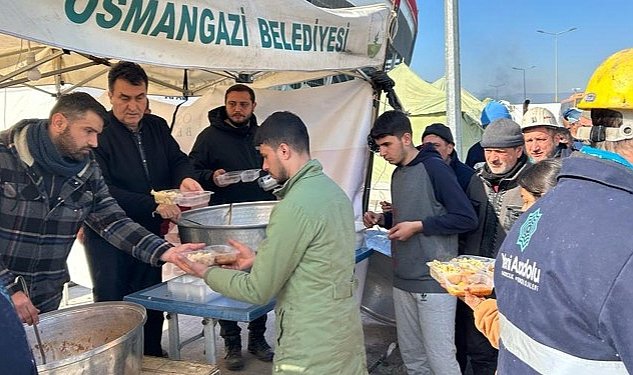 Osmangazi Den Deprem Bolgesine Gonul Sofralari 2387.jpg