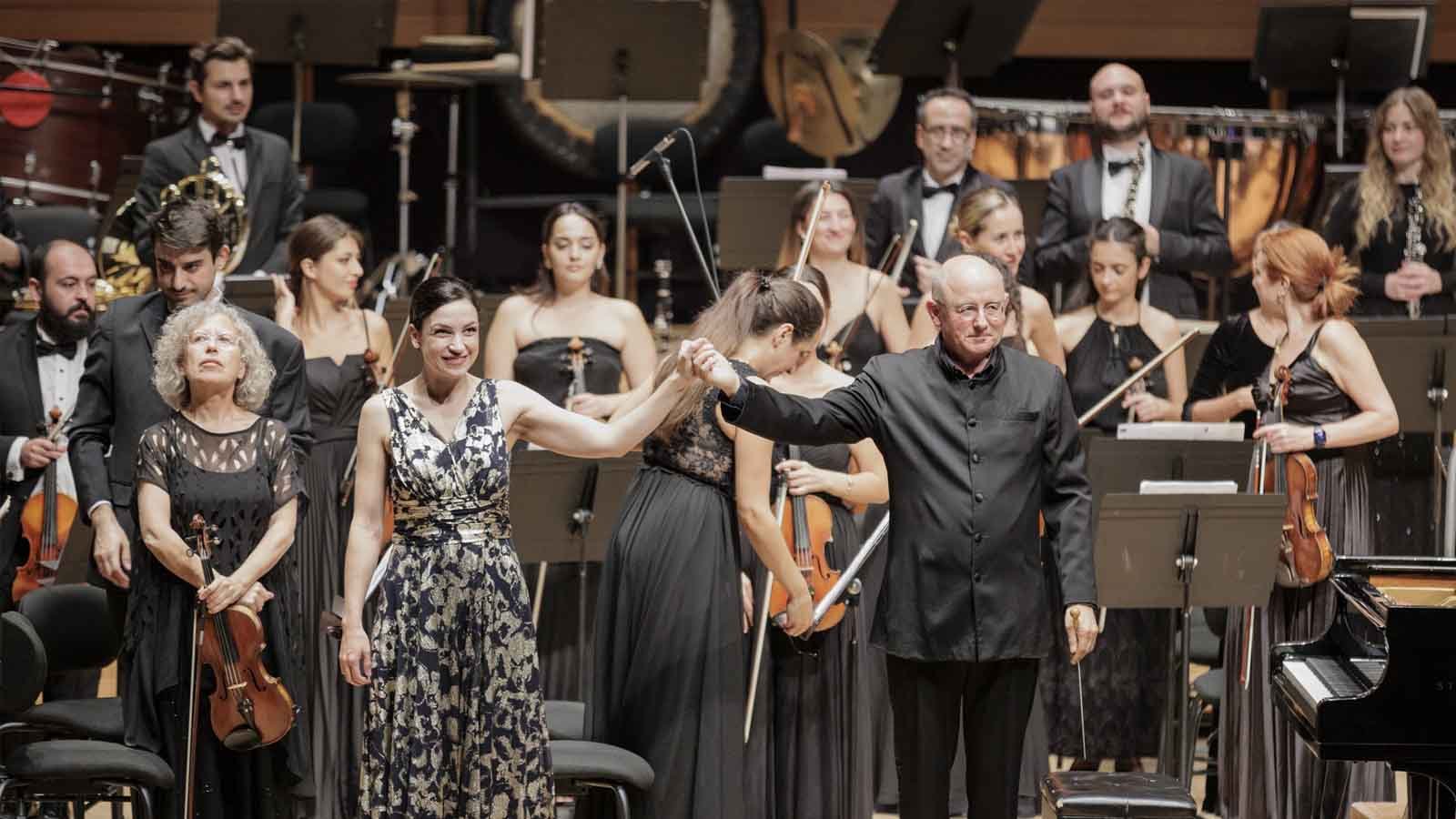 Mesmerizing Performance By Olga Scheps And The Olten Philharmonic Orchestra In İzmir